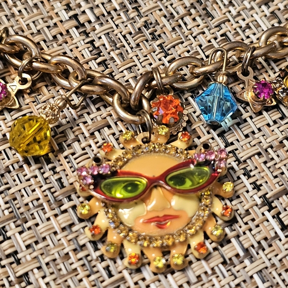 Vintage Lunch At The Ritz 2Go Sun with Sunglasses Necklace - Picture 2 of 8